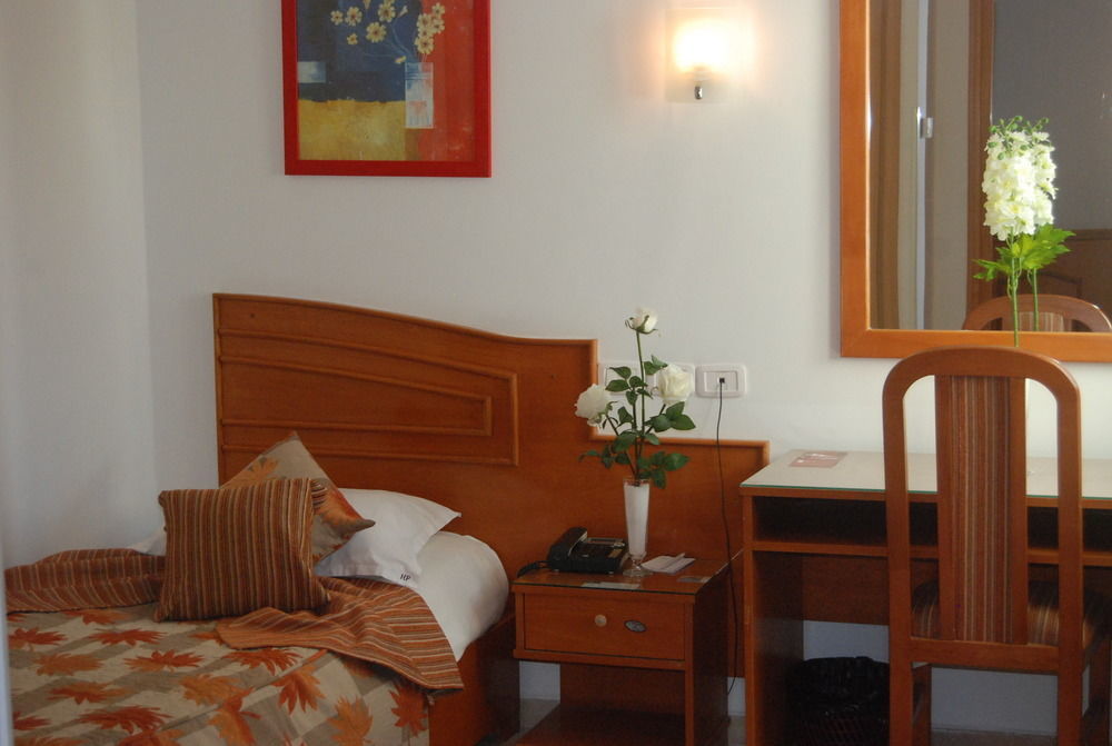 Hotel La Princesse Tunis Bagian luar foto